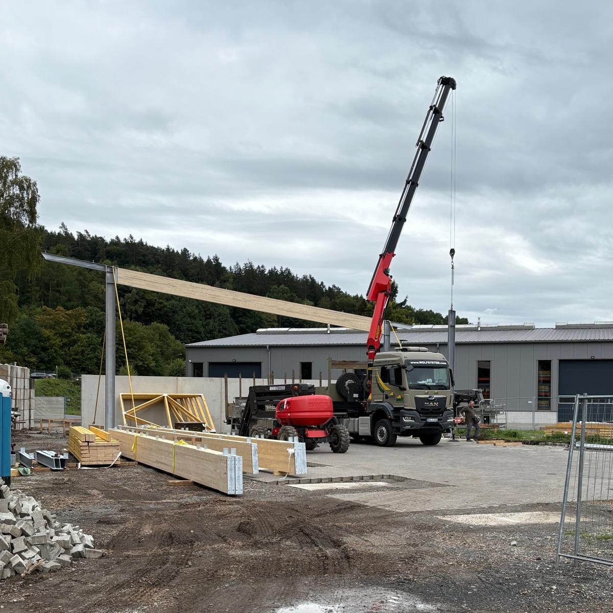 Überdachung Holzhackschnitzel Lagerplatz